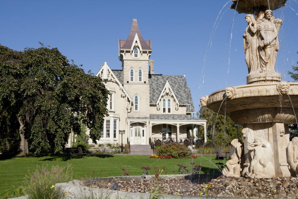 Ingersoll Elm Hurst Inn & Spa מראה חיצוני תמונה