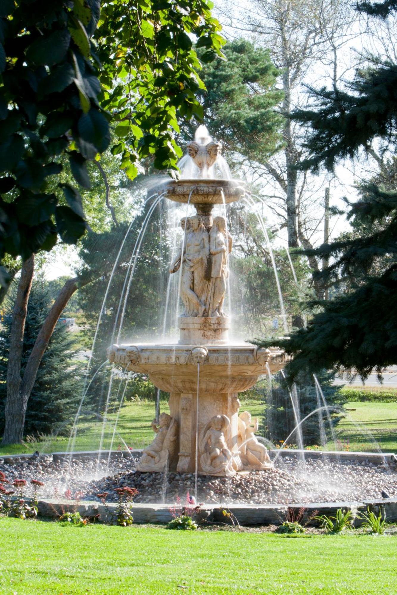 Ingersoll Elm Hurst Inn & Spa מראה חיצוני תמונה