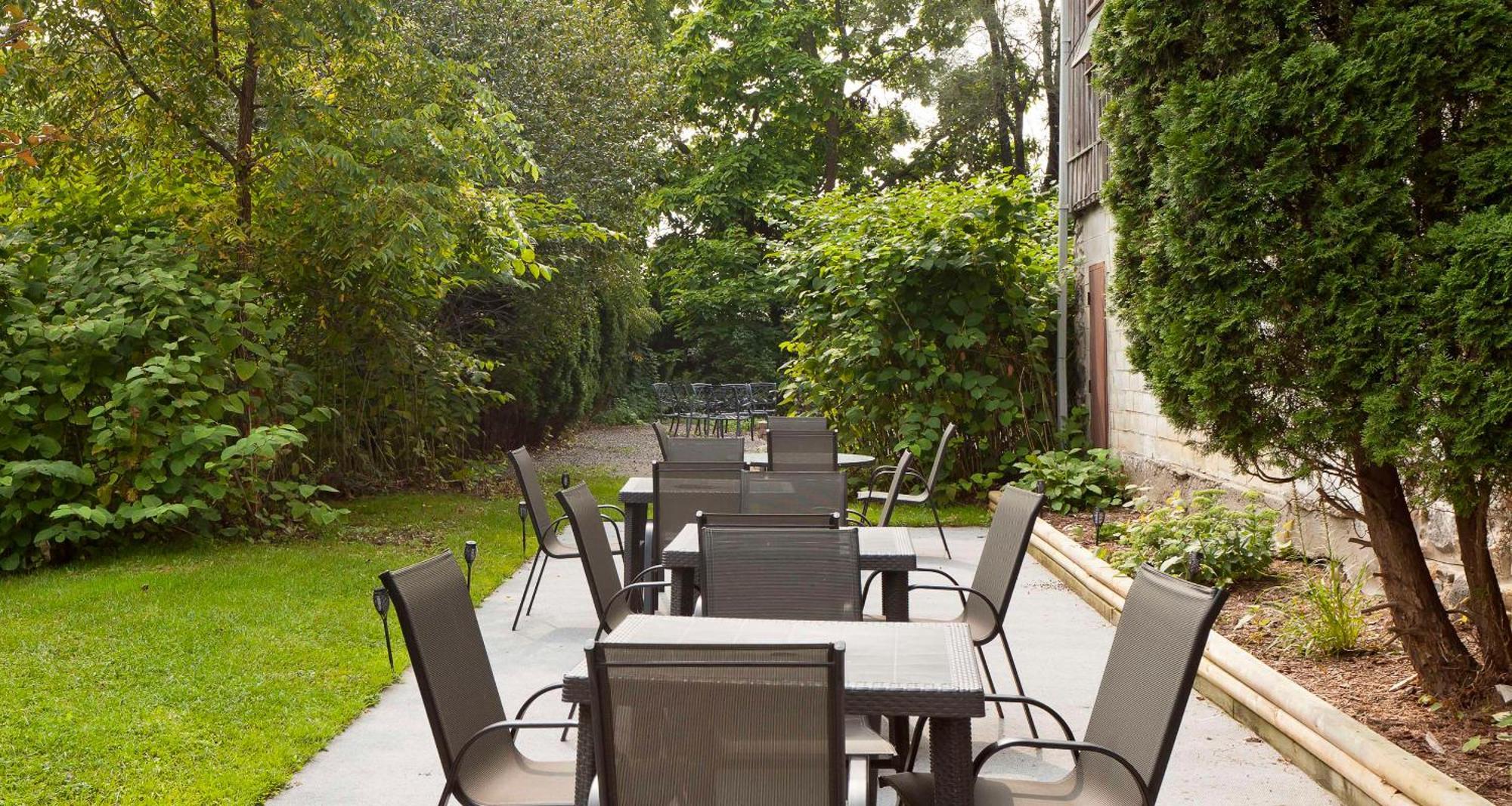 Ingersoll Elm Hurst Inn & Spa מראה חיצוני תמונה